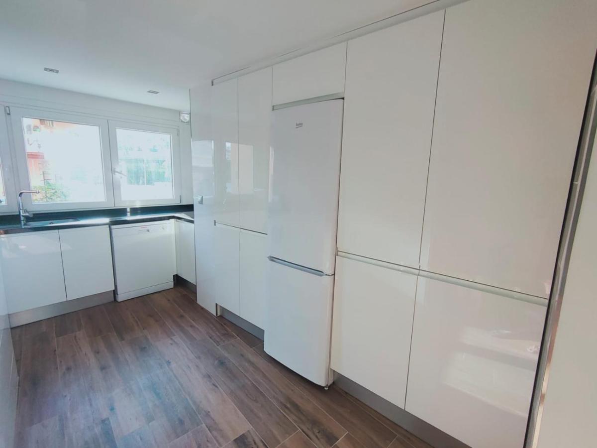 Beautiful Apartment In Third Line Beach Boliches Fuengirola Exterior foto